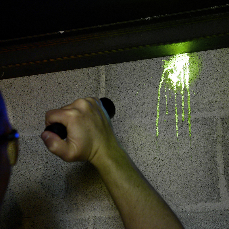 Test au colorant UV pour recherche de fuite d’eau à Sarcelles : détection précise sans casse